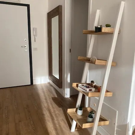 Casa Moniga-residenze Lizzeri * Moniga del Garda