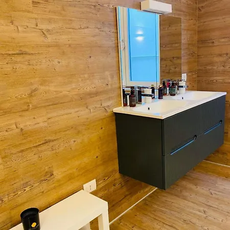 Casa Moniga-residenze Lizzeri Appartamento *